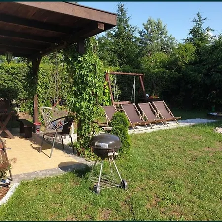 Domek Nad Jeziorem Dejguny Vakantiehuis Giżycko